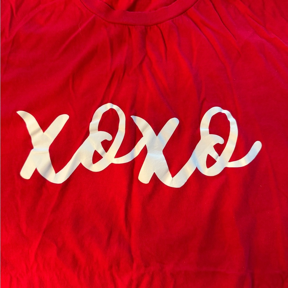 Ladies Red “xoxo” T-shirt, size XL